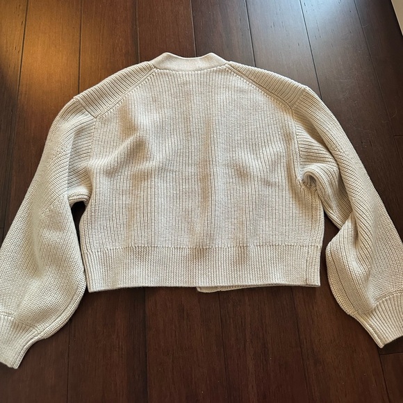 NWT Aritzia Wilfred Free Unwind Waist Cardigan - Picture 3 of 4